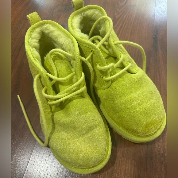 UGG K Neumel I| Chukka Boot, Key Lime Green size 6 US - Picture 1 of 9